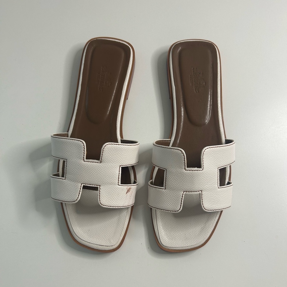 Hermès Oran White Sandal - Picture 7 of 12